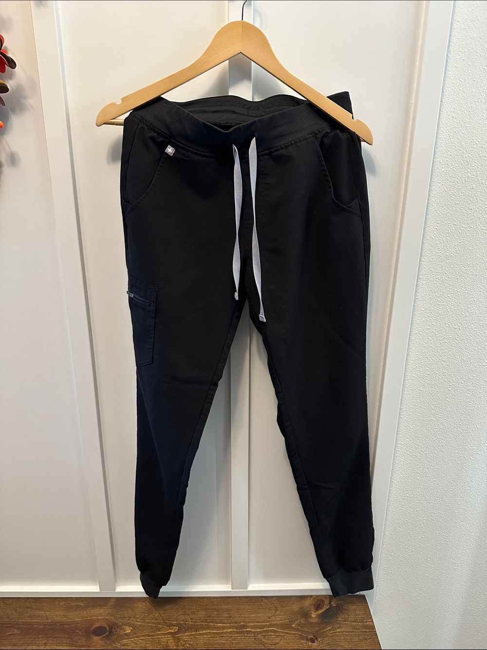 Figs Women’s Black Joggers with Grey Drawstring